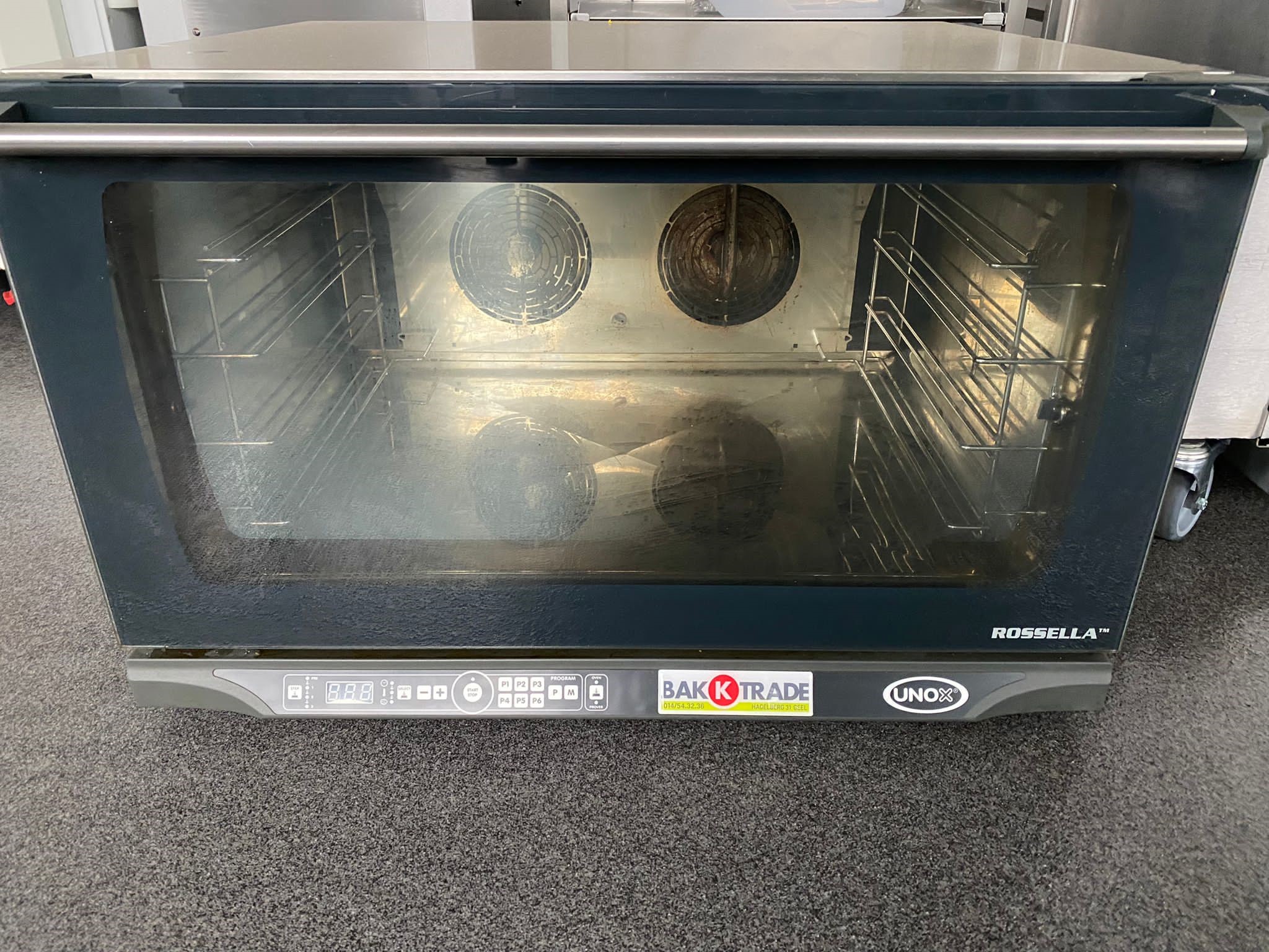Oven